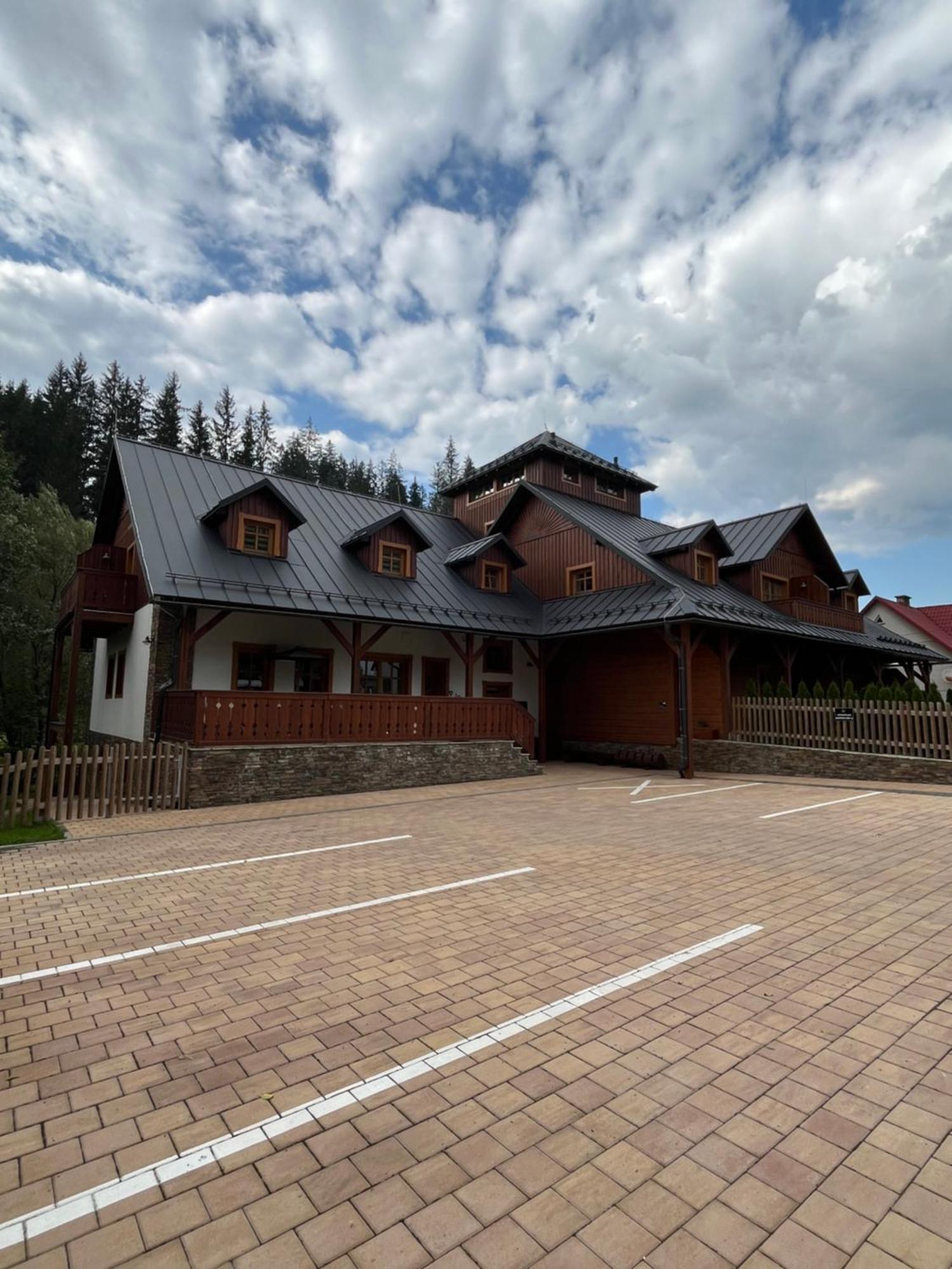 Apartmany La Siska Vsetín Exterior foto