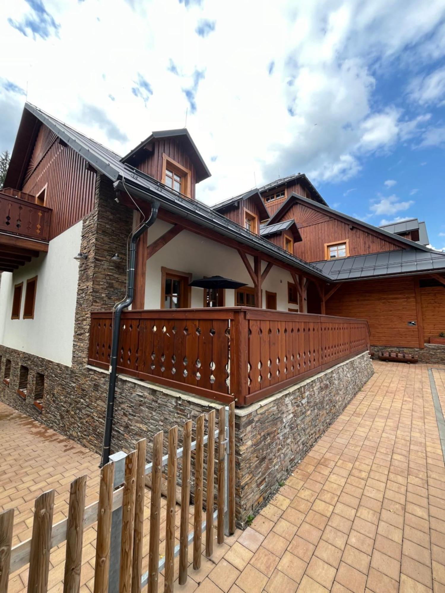 Apartmany La Siska Vsetín Exterior foto