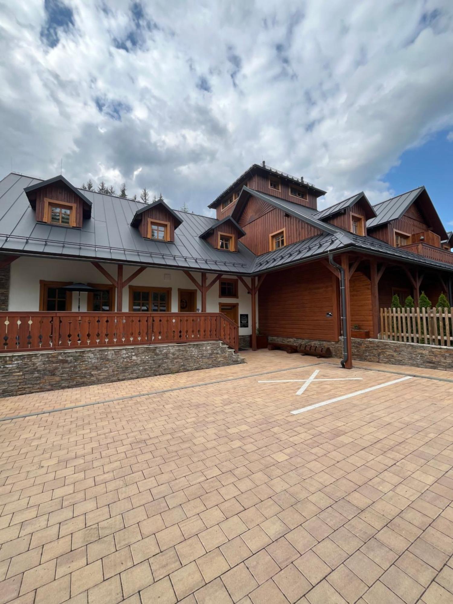 Apartmany La Siska Vsetín Exterior foto